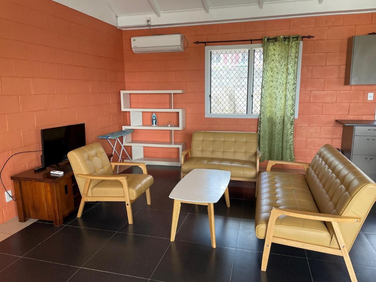 Keris Rental Houses Vaitele Экстерьер фото